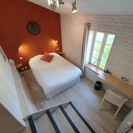 Logis Hotel Le Prince Noir Sérignac-sur-Garonne Dış mekan fotoğraf