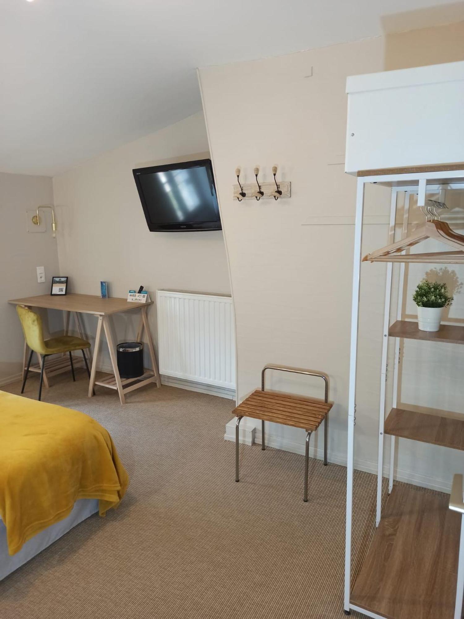 Logis Hotel Le Prince Noir Sérignac-sur-Garonne Dış mekan fotoğraf