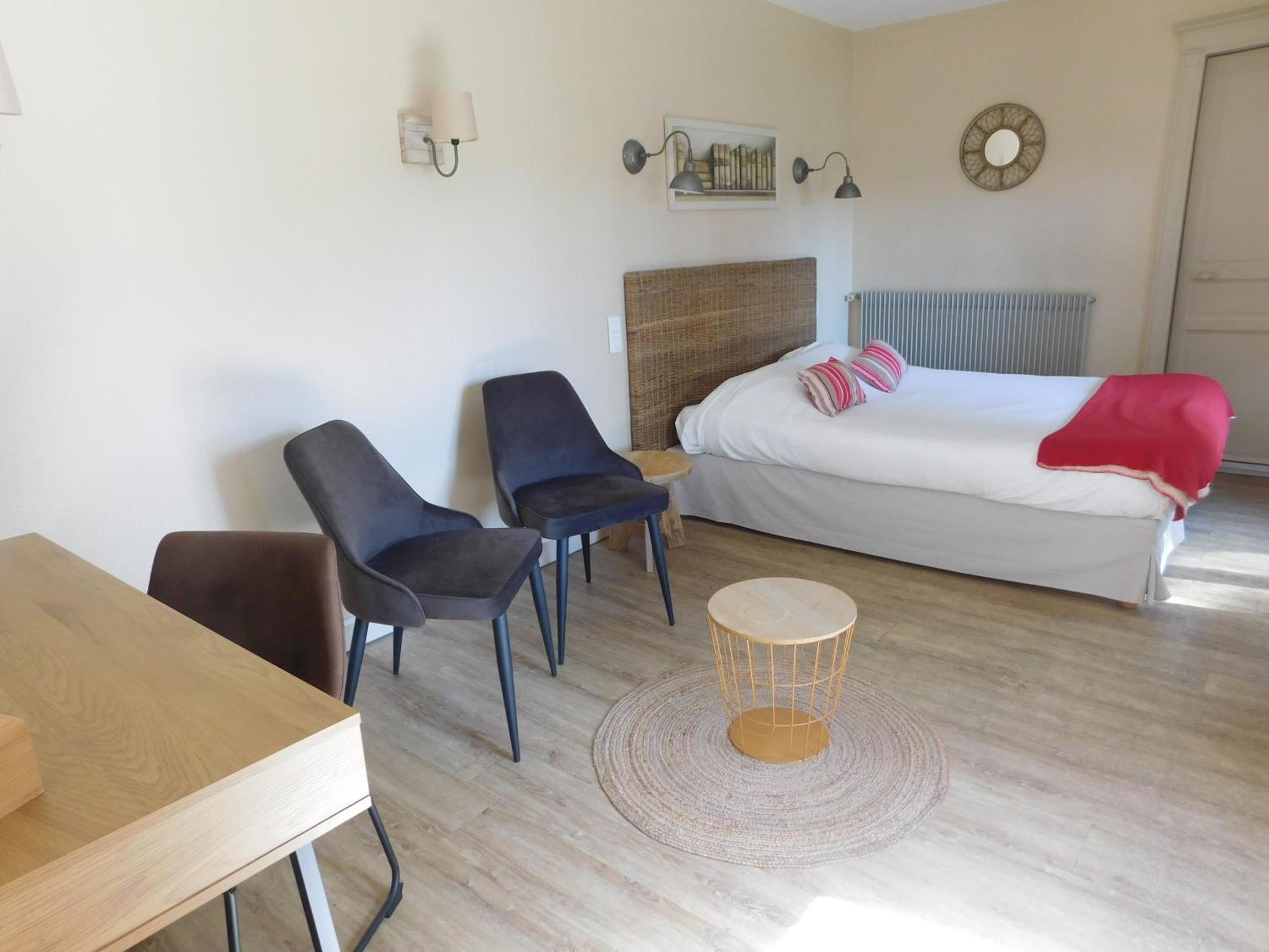Logis Hotel Le Prince Noir Sérignac-sur-Garonne Dış mekan fotoğraf
