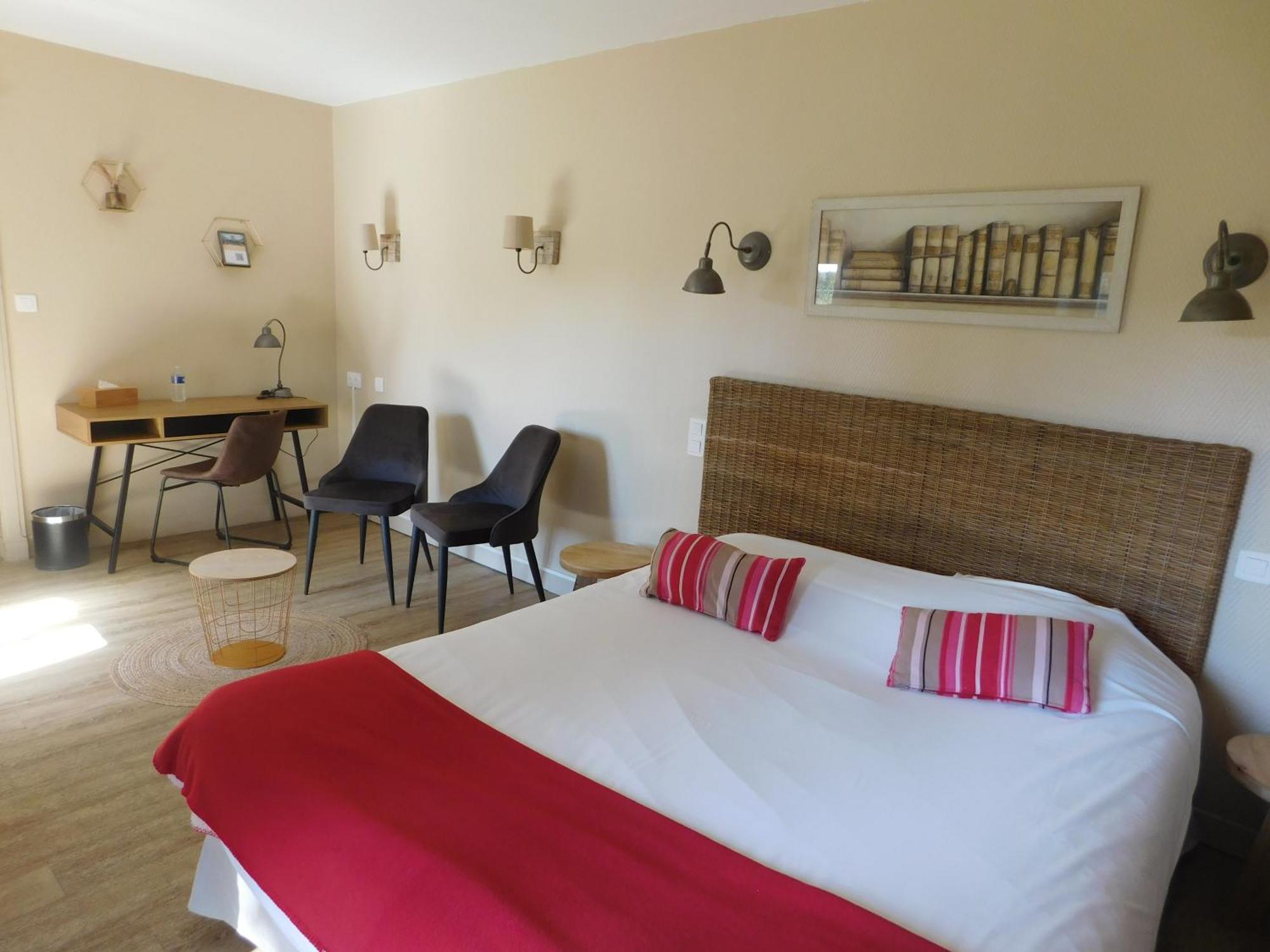 Logis Hotel Le Prince Noir Sérignac-sur-Garonne Dış mekan fotoğraf