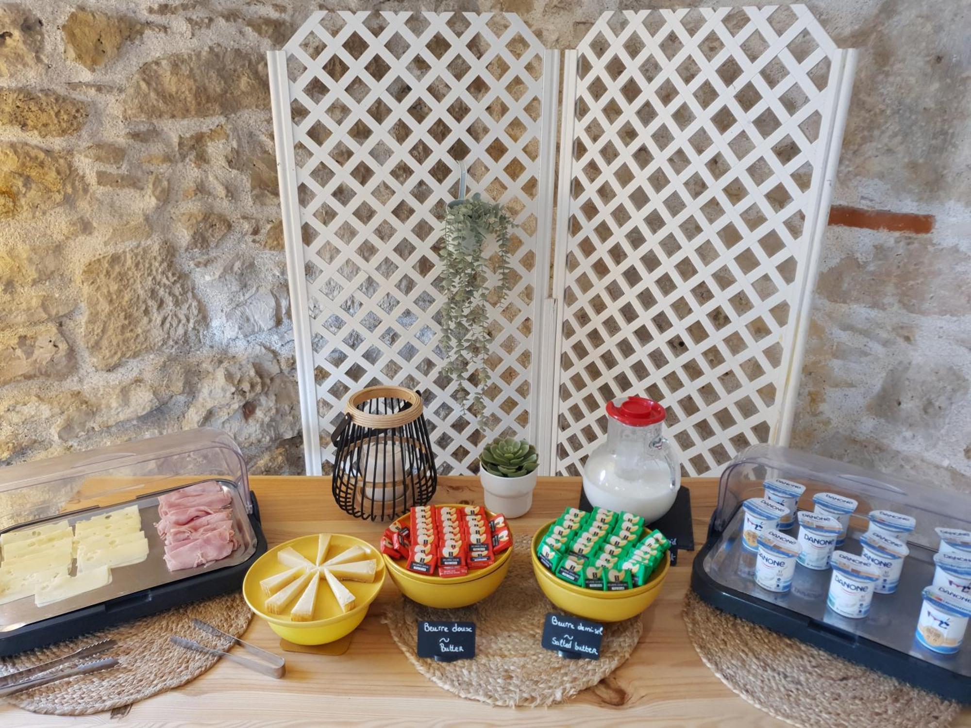 Logis Hotel Le Prince Noir Sérignac-sur-Garonne Dış mekan fotoğraf