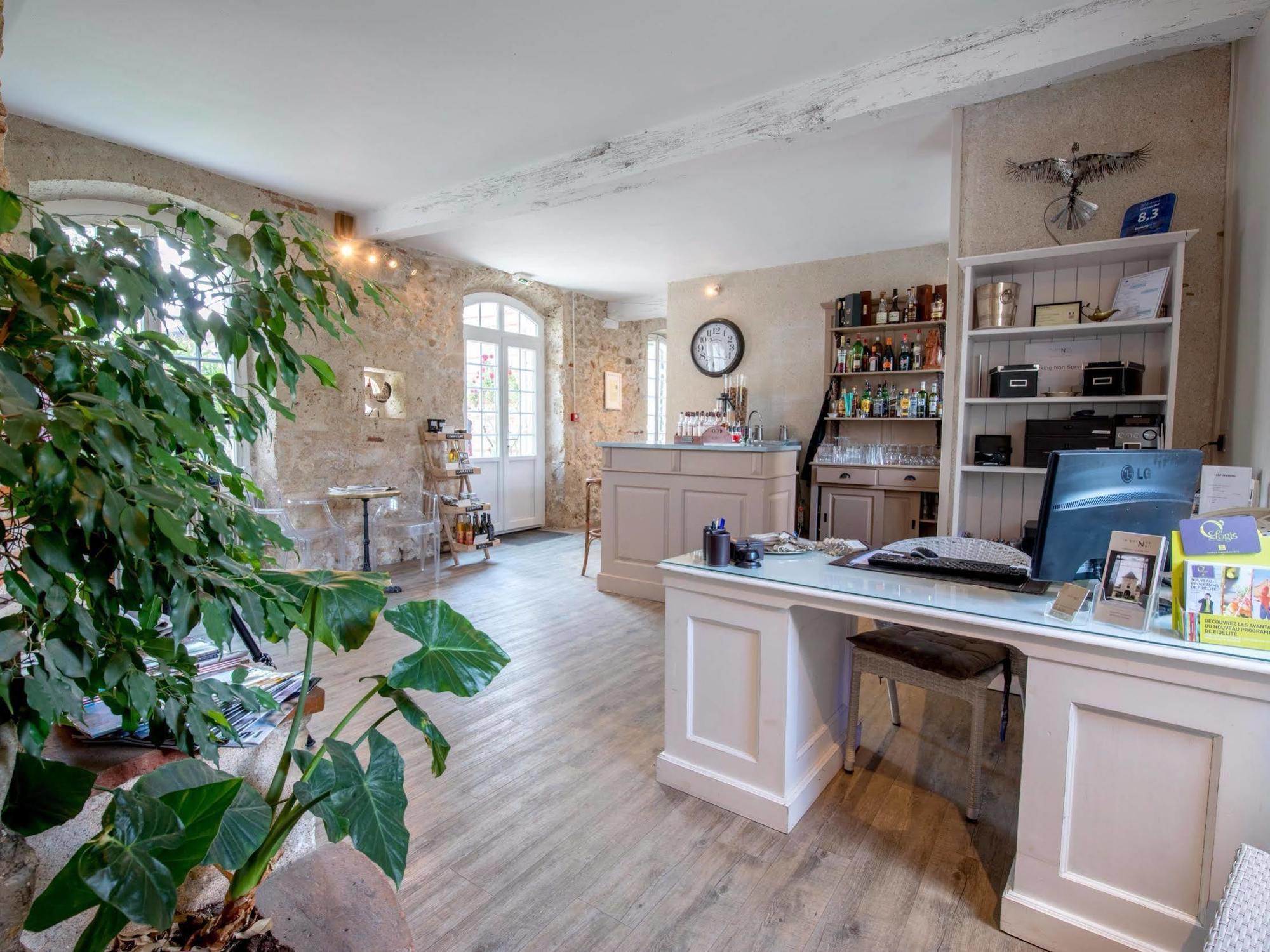 Logis Hotel Le Prince Noir Sérignac-sur-Garonne Dış mekan fotoğraf